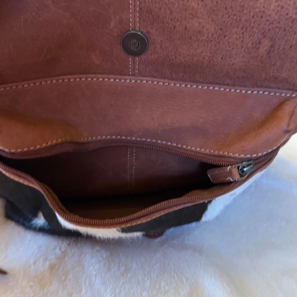 Cowhide backpack. EUC - Picture 3 of 7